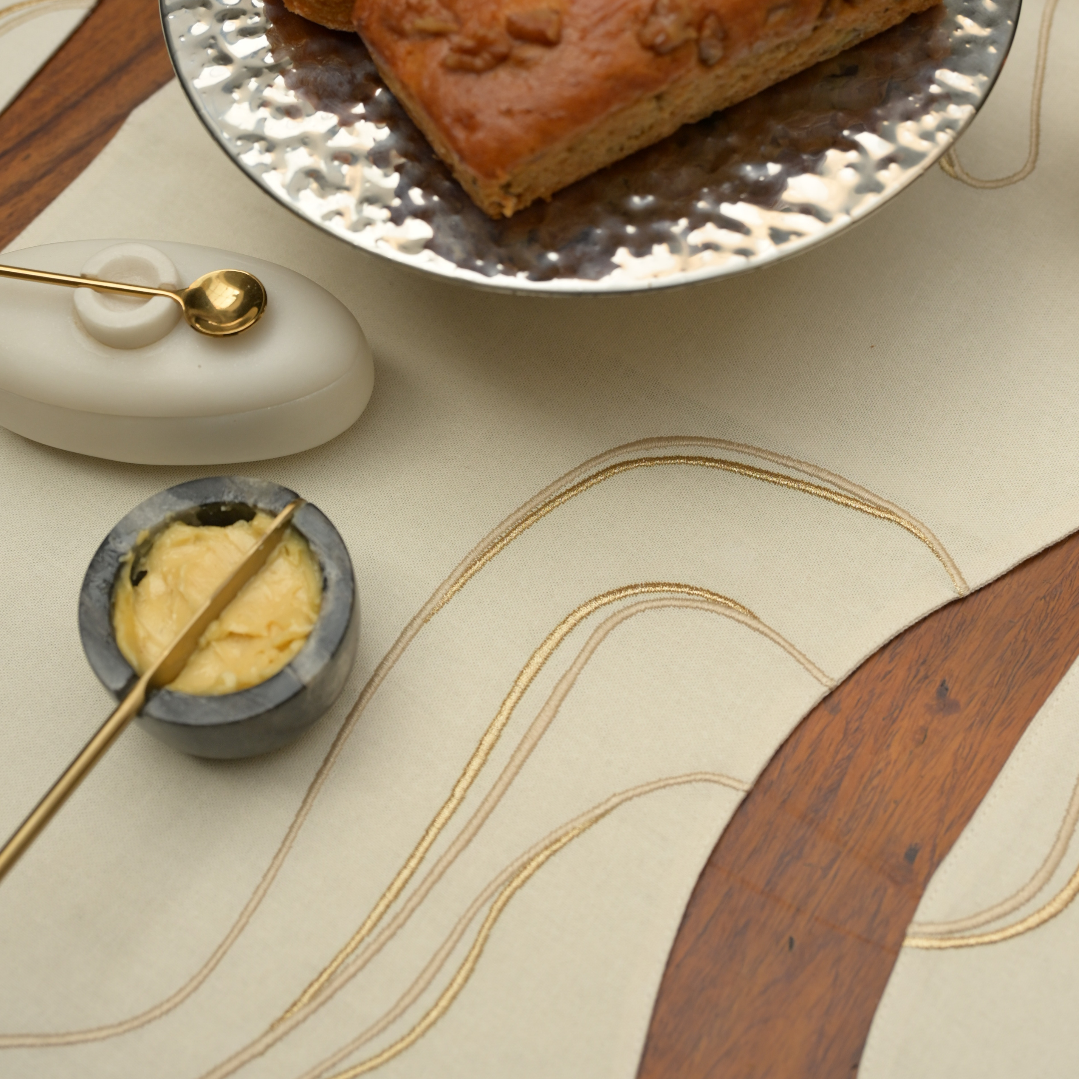 Terra Table Runner
