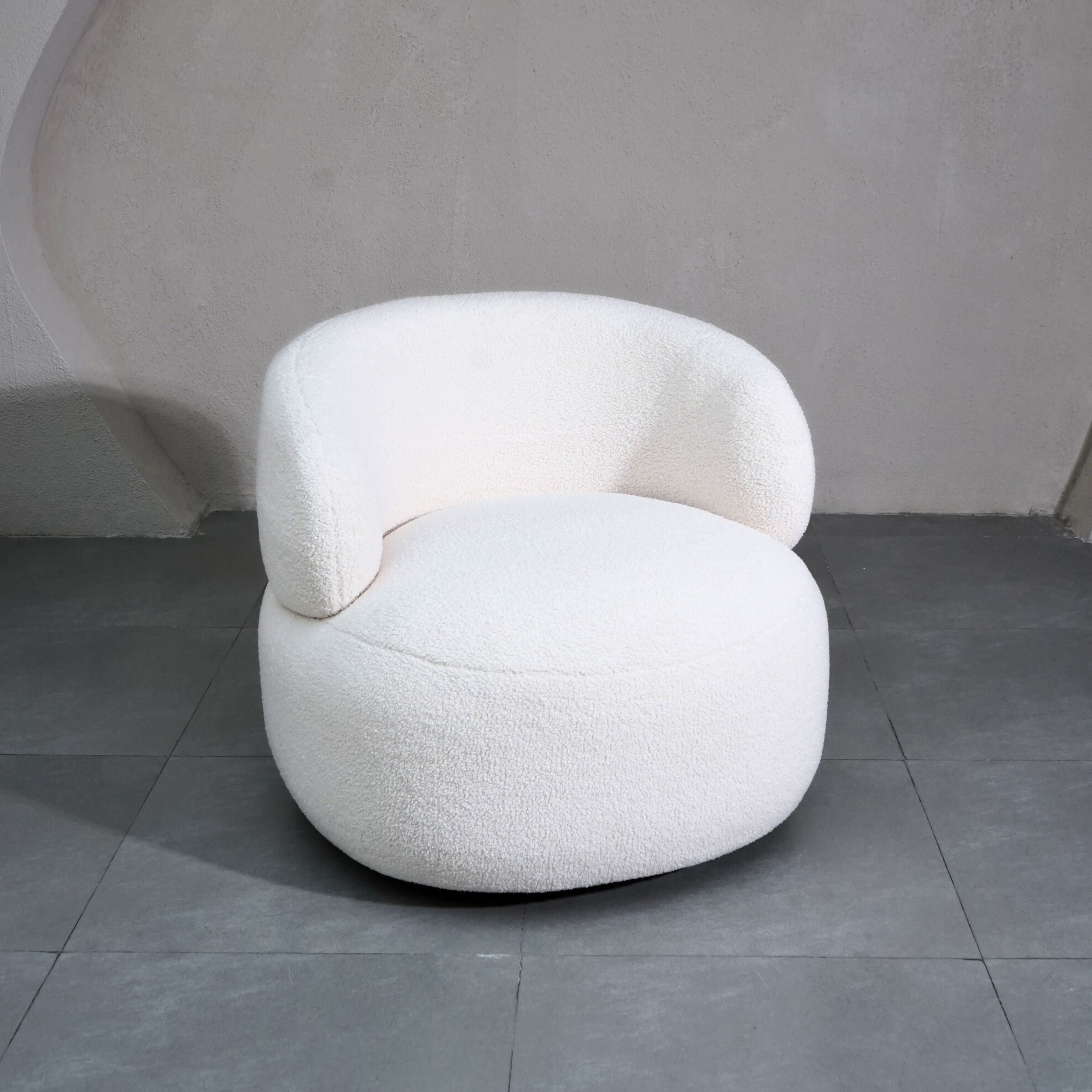 Leia Bouclé Swivel Chair - White