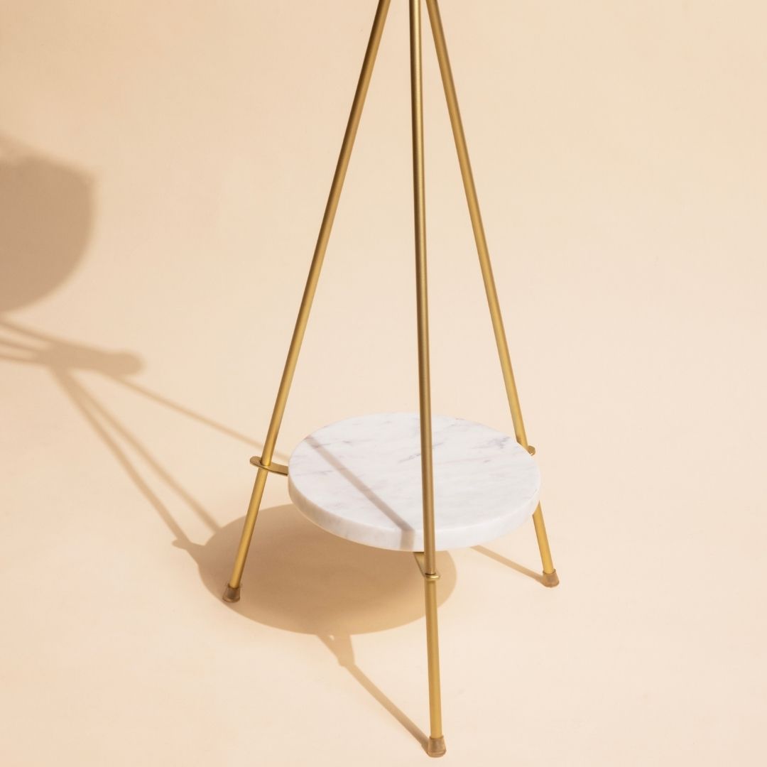 muun tripod planter - Gold and White Marble