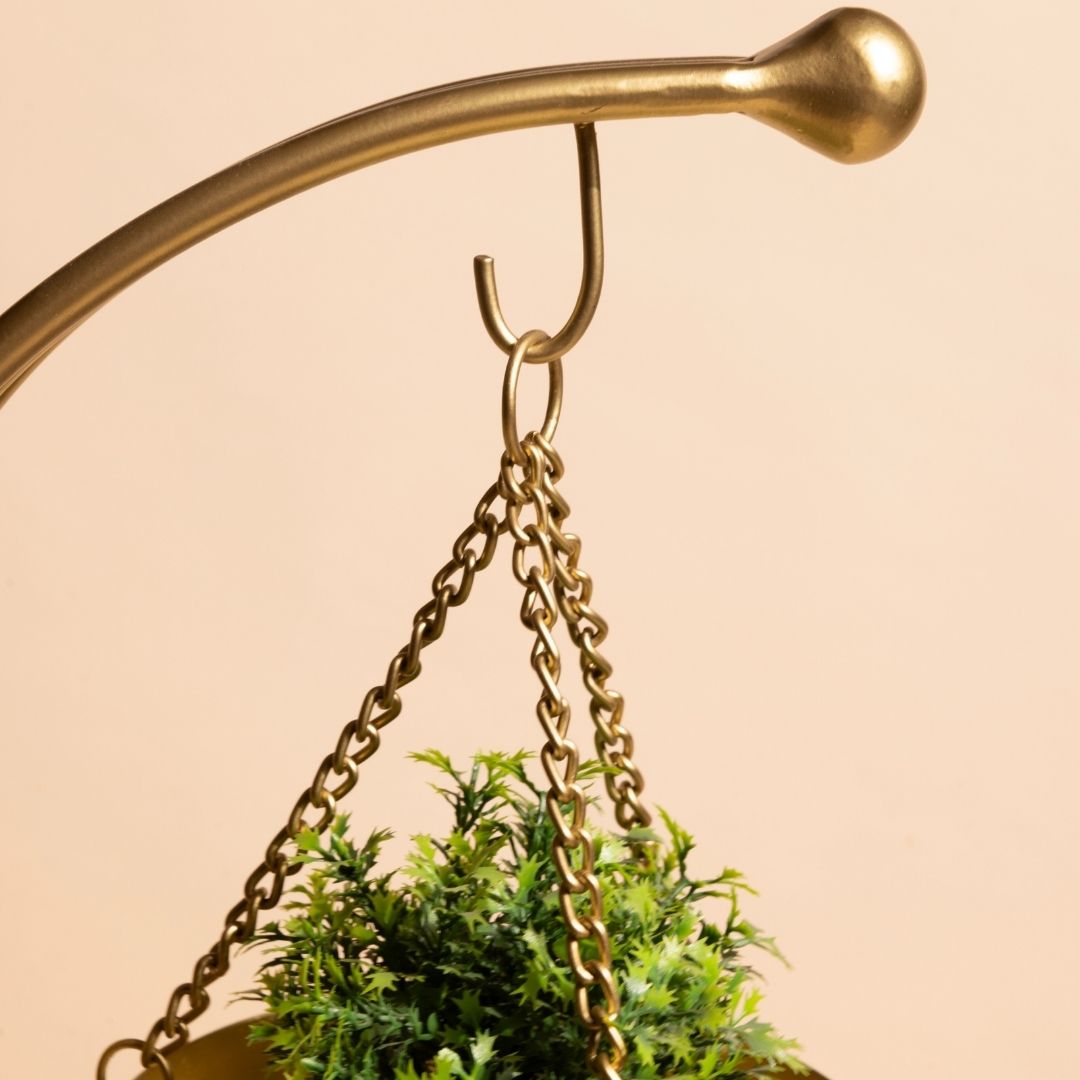 muun tripod planter - Gold and White Marble