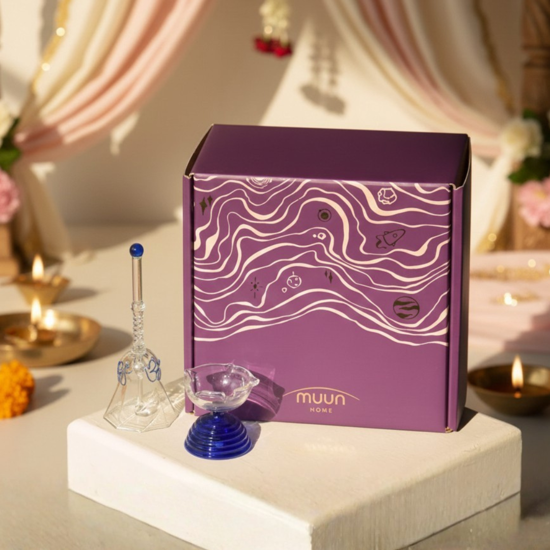 Muun Short Diya Gift Set - Short Diya and Ringing bell