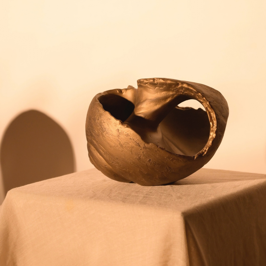 kora-shell-bronze-gold-1.png