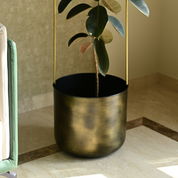 Luna Standing Planter