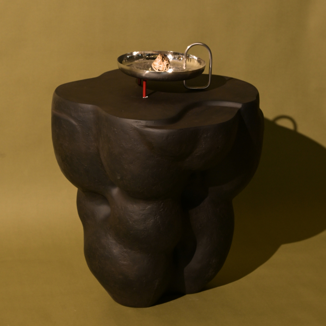 yama-black-2.png